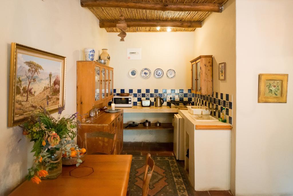 Tulbagh Country Guest House - Cape Dutch Quarters Exterior photo
