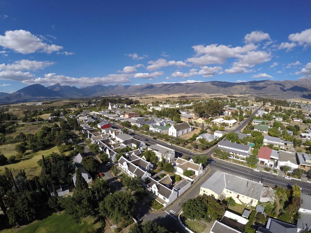 Tulbagh Country Guest House - Cape Dutch Quarters Exterior photo
